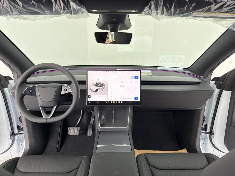 Tesla Model Y, 2026 — фото 7 из 12