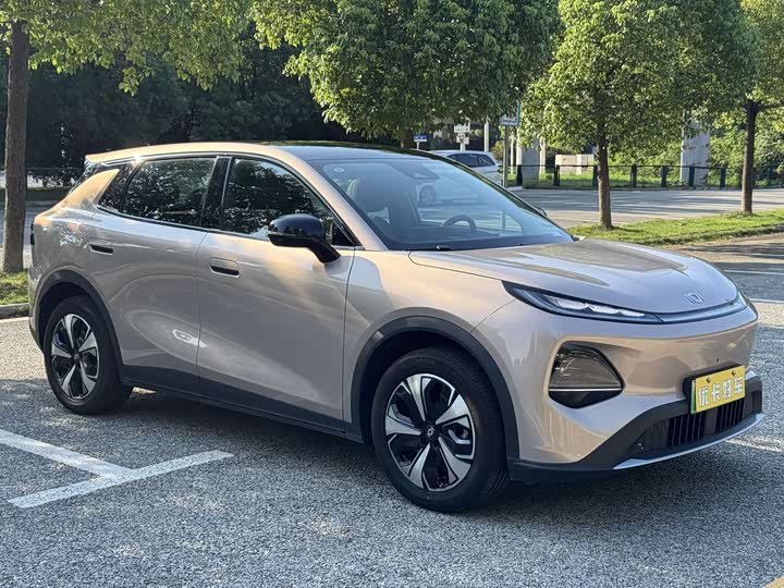 Changan Qiyuan (Nevo) Q05, 2025 — фото 5 из 9