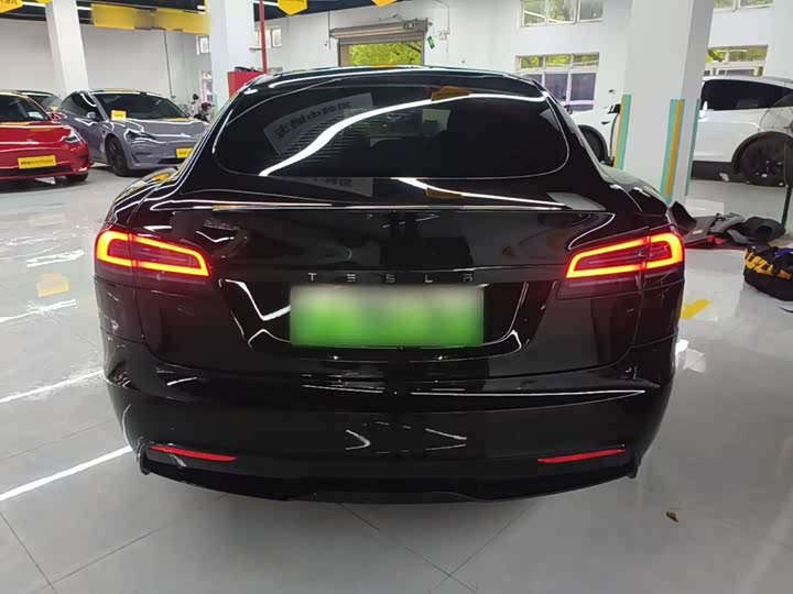 Tesla Model S, 2023 — фото 6 из 9