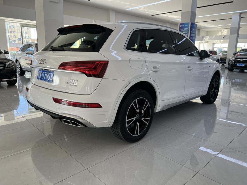 Audi Q5L, 2024 — фото 6 из 10