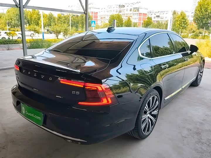 Volvo S90, 2023 — фото 7 из 9