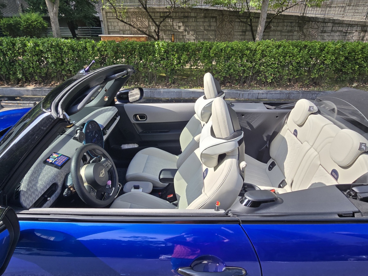 Mini Cooper Convertible, 2025 — фото 9 из 12