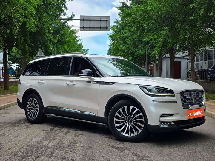 Lincoln Aviator, 2023 — фото 3 из 9
