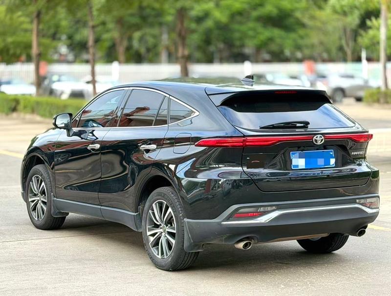 Toyota Harrier, 2023 — фото 4 из 10
