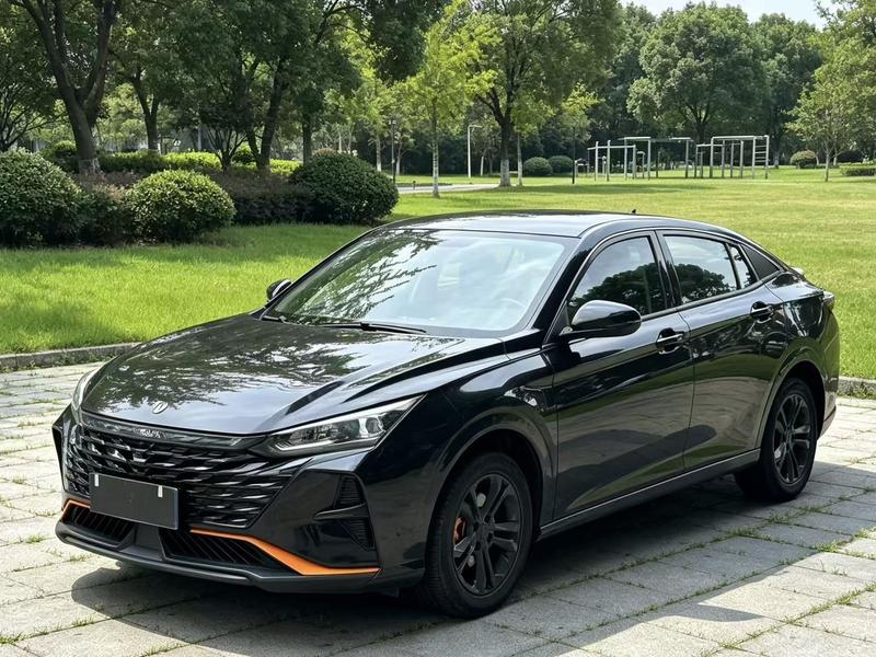 Dongfeng Aeolus Yixuan Max, 2022 — купить в Саранске под ключ