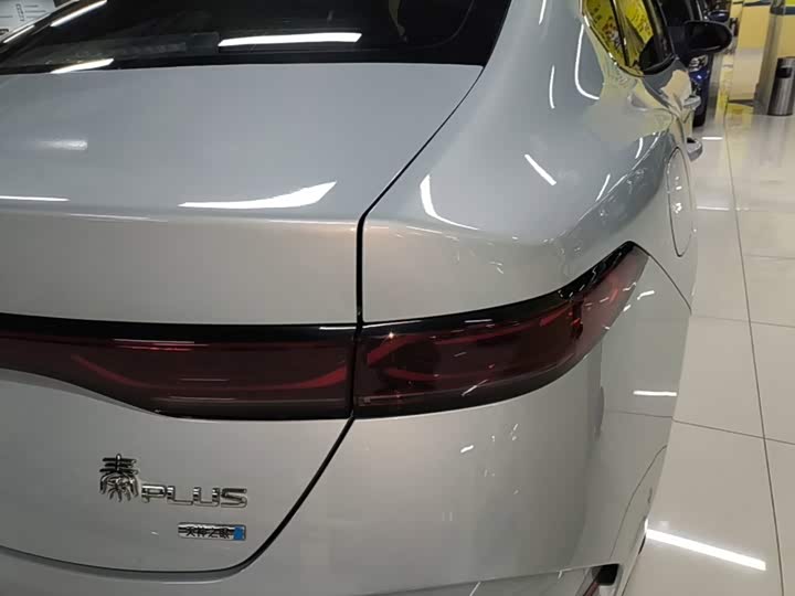 BYD Qin Plus, 2025 — фото 8 из 9