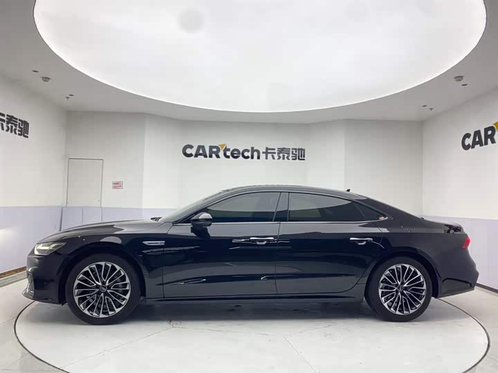 Audi A7L, 2024 — фото 8 из 9