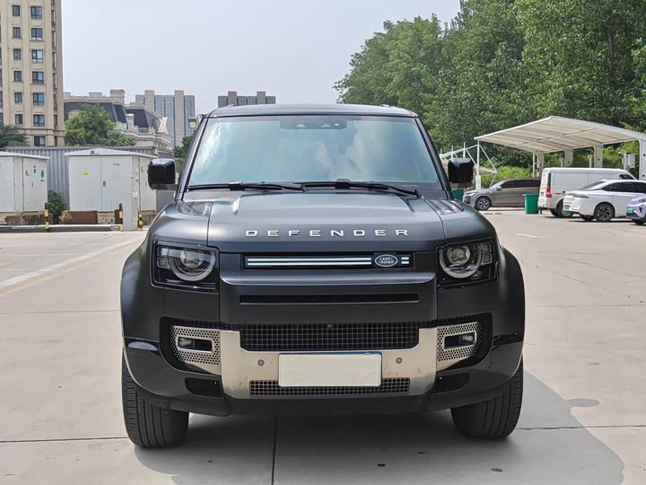 Land Rover Defender, 2024 — фото 2 из 9