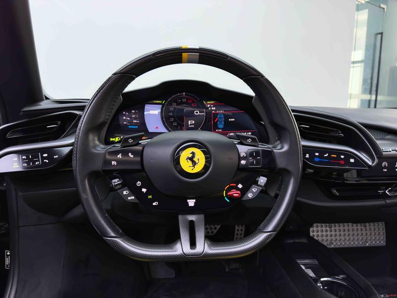 Ferrari SF90, 2023 — фото 12 из 12