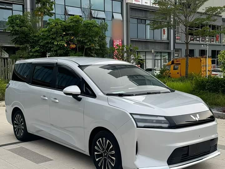 Wuling Starlight 730 Hybrid/EV, 2025 — фото 7 из 9
