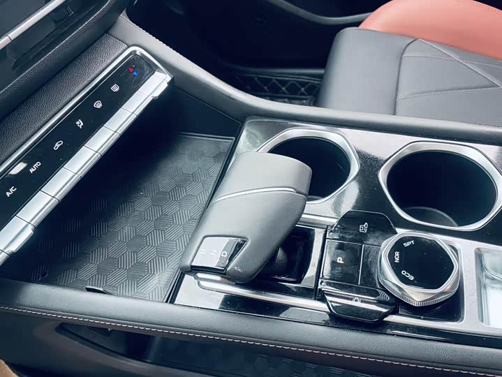 Changan Eado Plus, 2022 — фото 5 из 9