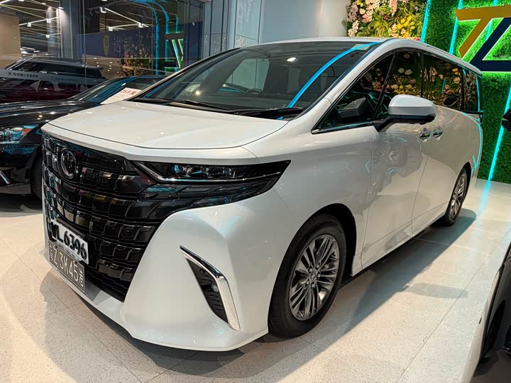 Toyota Alphard, 2025 — купить в Воронеже под ключ