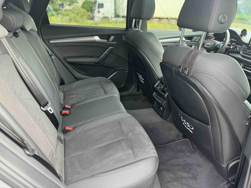 Audi Q5L Sportback, 2023 — фото 10 из 11