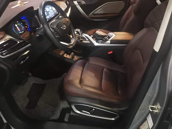 Geely Jiaji Hybrid, 2022 — фото 9 из 9