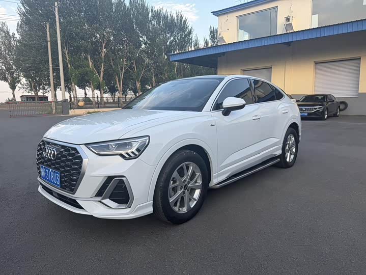 Audi Q3 Sportback, 2021 — купить в Санкт-Петербурге под ключ