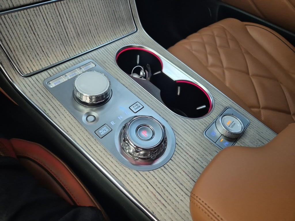 Genesis GV80, 2024 — фото 7 из 12