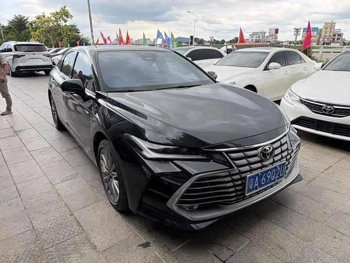 Toyota Avalon, 2025 — фото 2 из 7