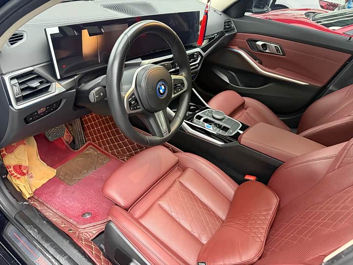 BMW i3, 2022 — фото 7 из 9