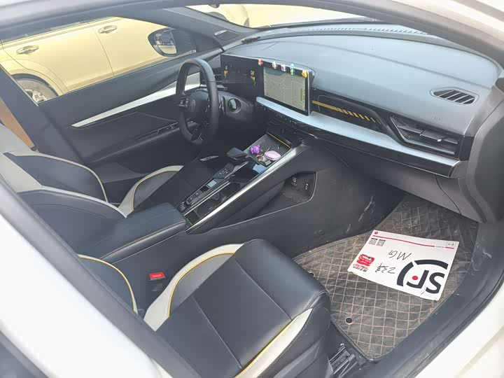MG Motor 5 Scorpio, 2022 — фото 6 из 9