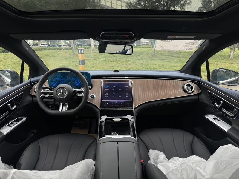 Mercedes-Benz EQE, 2026 — фото 9 из 12