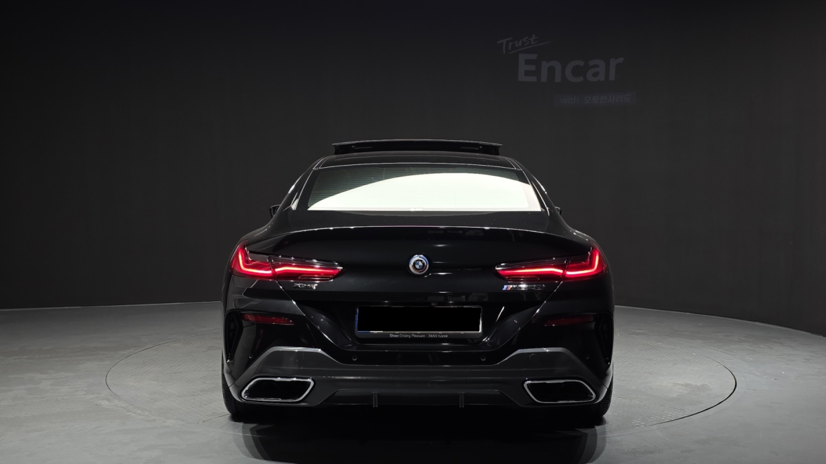 BMW 8 Series, 2022 — фото 4 из 12