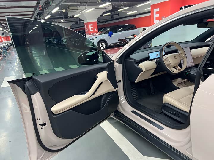 Nio ET5, 2025 — фото 9 из 9