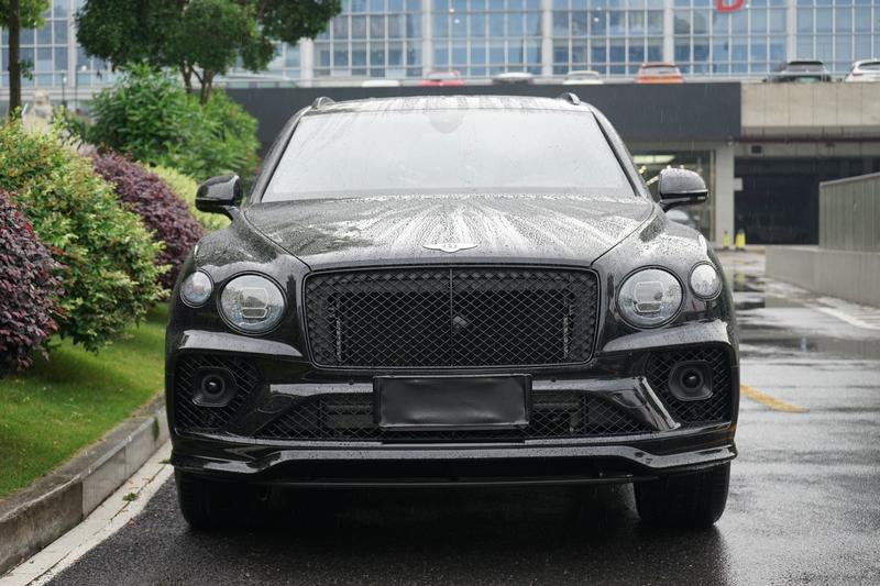 Bentley Bentayga, 2022 — фото 2 из 8