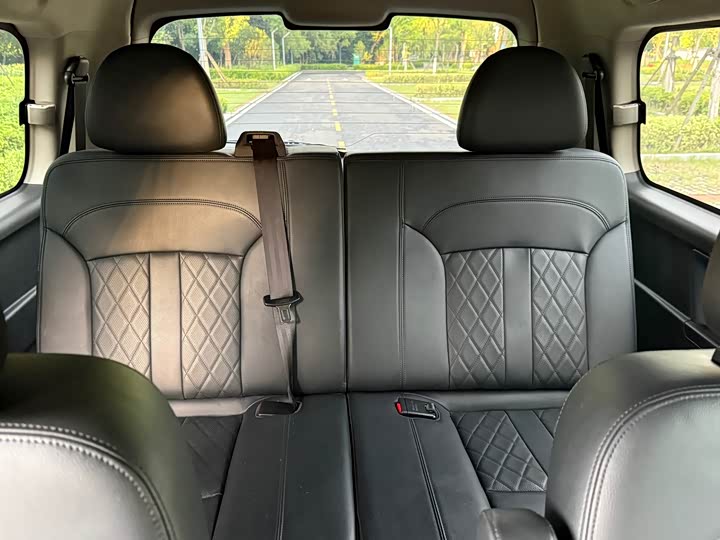 Dongfeng Forthing Lingzhi M5, 2023 — фото 8 из 9