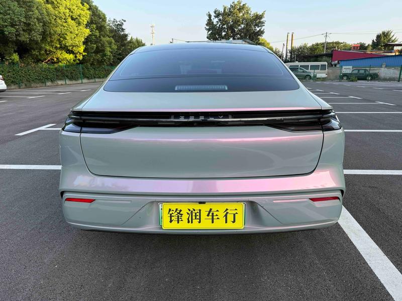 Geely Galaxy Starshine 8 EM-i, 2025 — фото 5 из 12
