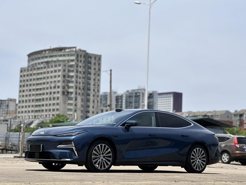 Geely Galaxy Starshine 8 EM-i, 2025 — купить в Перми под ключ