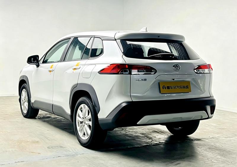 Toyota Corolla Cross, 2023 — фото 5 из 12