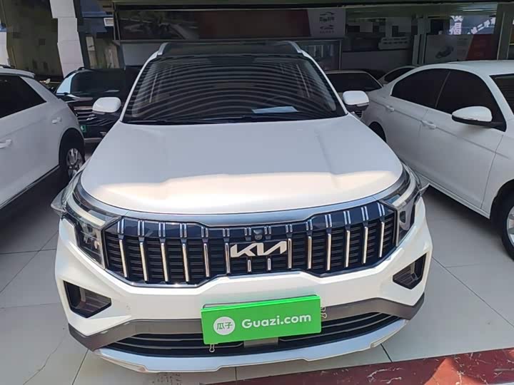 Kia Sportage GT-line, 2023 — фото 3 из 9