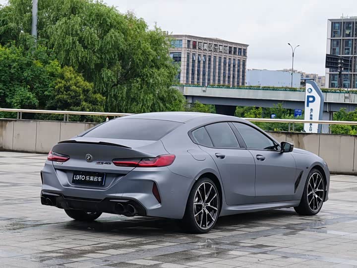 BMW 8 Series, 2023 — фото 5 из 9