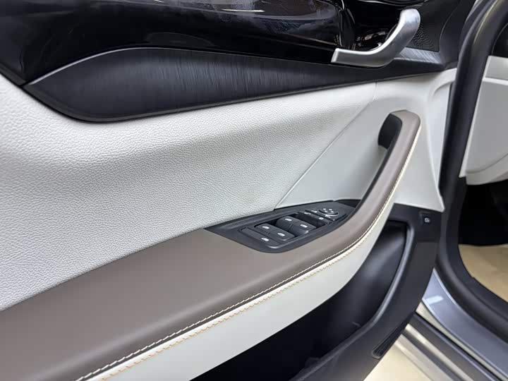 BYD Qin Plus, 2024 — фото 8 из 9