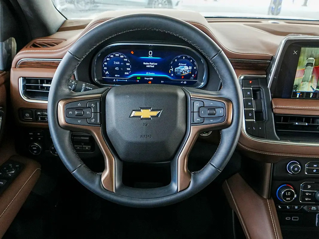 Chevrolet Tahoe, 2023 — фото 8 из 10