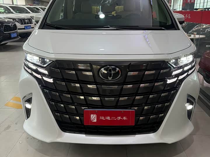 Toyota Alphard, 2023 — купить в Санкт-Петербурге под ключ