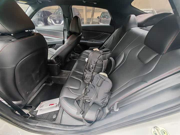 Hyundai Elantra N line, 2022 — фото 6 из 9
