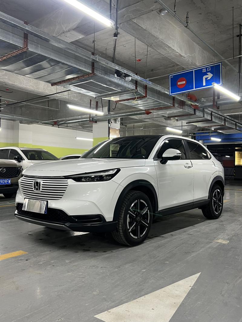 Honda Vezel, 2023 — купить в Иванове под ключ