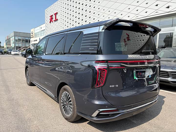 Hongqi HQ9 Hybrid, 2026 — фото 3 из 9