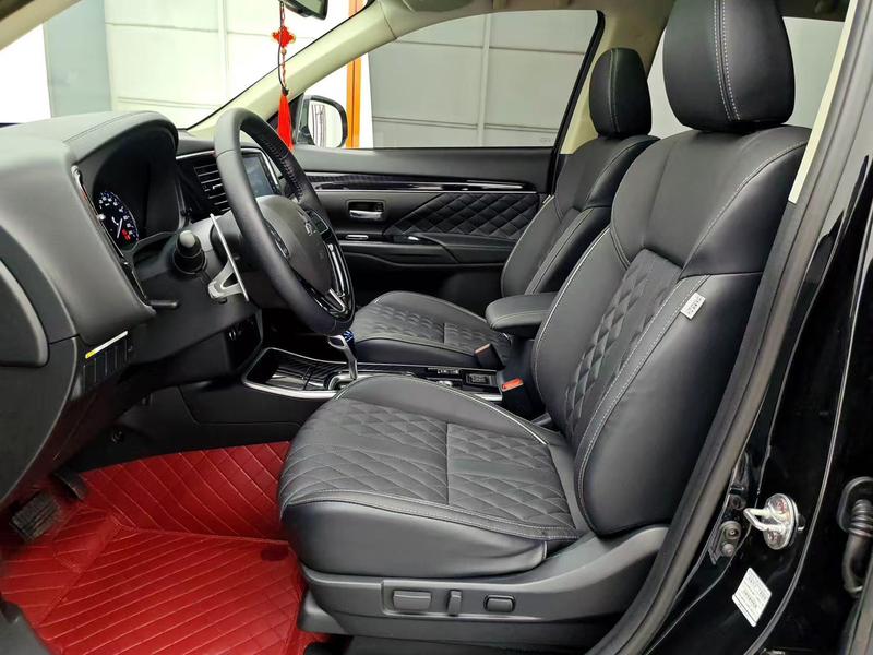 Mitsubishi Outlander, 2022 — фото 12 из 12