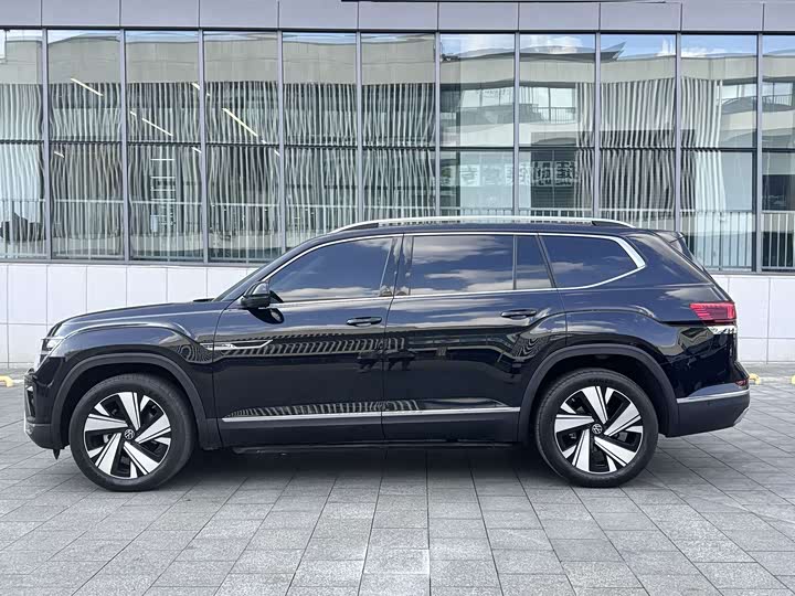 Volkswagen Teramont Pro, 2024 — фото 3 из 9