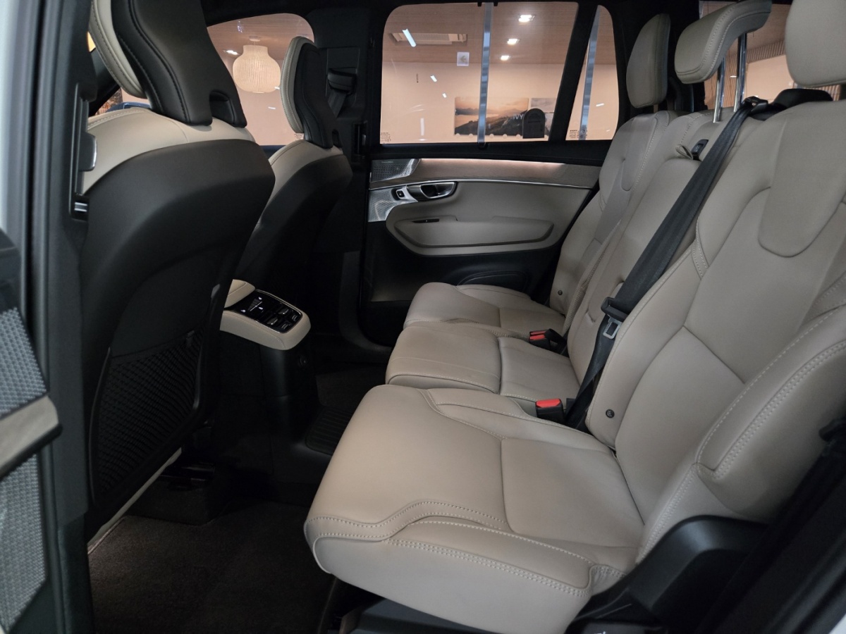 Volvo XC90, 2026 — фото 7 из 12