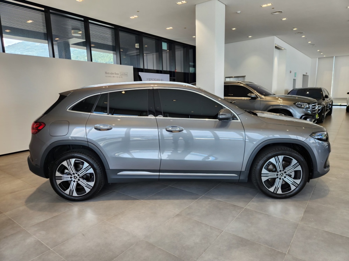 Mercedes-Benz EQA, 2025 — фото 9 из 12