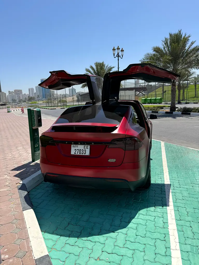 Tesla Model X, 2023 — фото 4 из 7