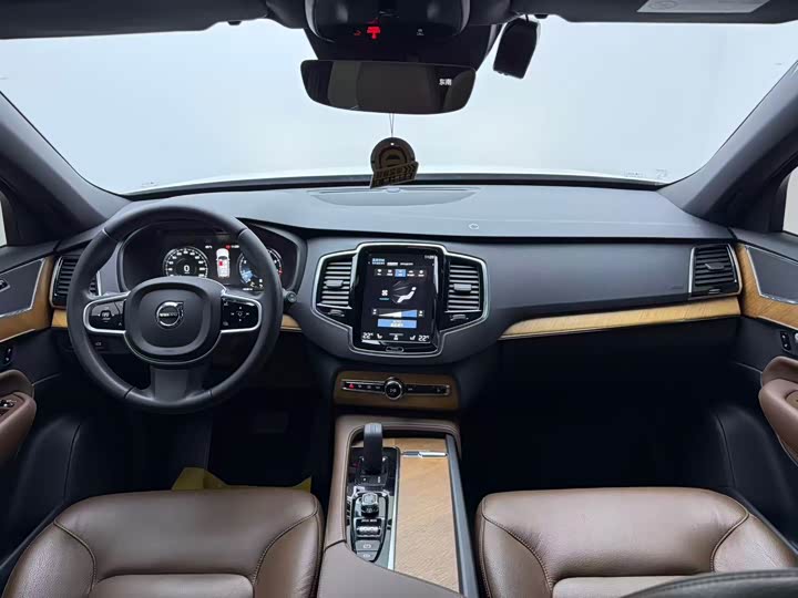 Volvo XC90, 2021 — фото 3 из 9