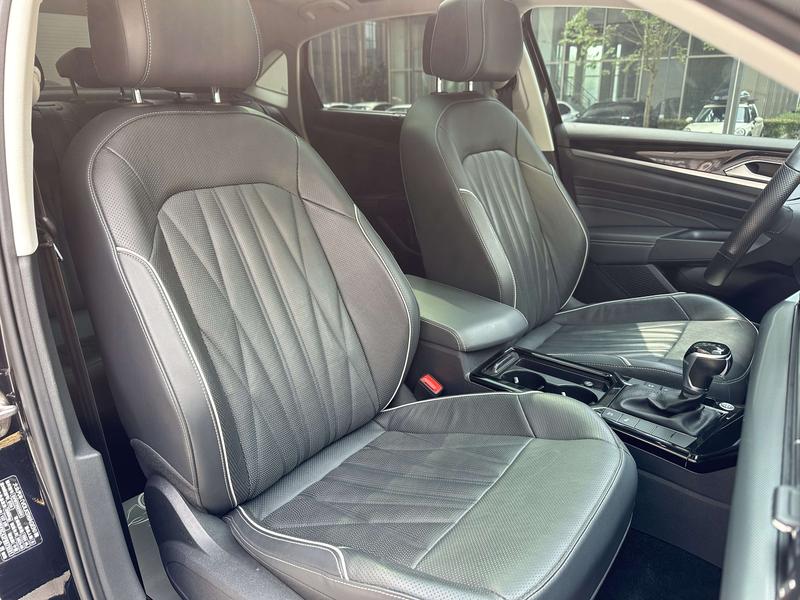 Volkswagen Passat, 2023 — фото 11 из 12