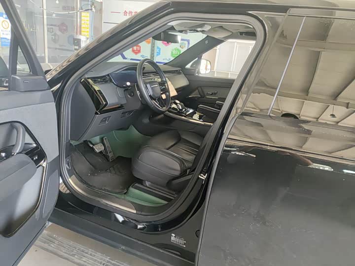 Land Rover Range Rover Sport, 2023 — фото 7 из 9