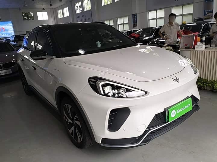 BAIC Arcfox Alpha T, 2023 — фото 4 из 9
