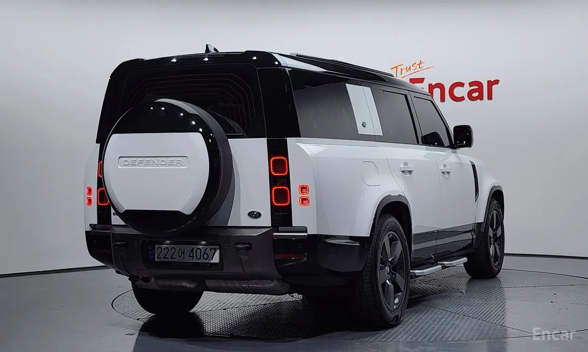 Land Rover Defender, 2023 — фото 2 из 12