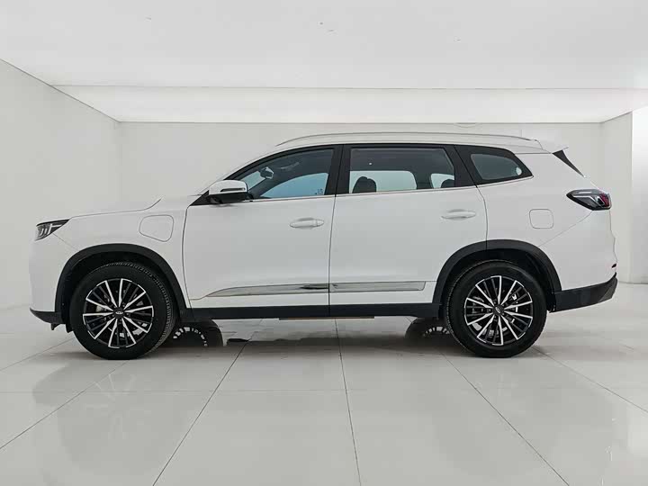 Chery Tiggo 8 Plus Hybrid, 2022 — фото 7 из 9